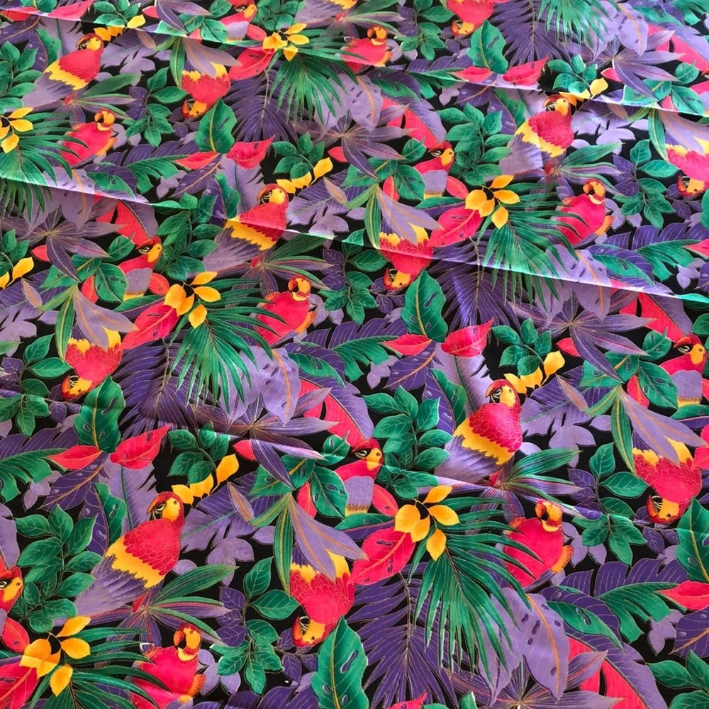 🦜TROPICAL PRINT FABRIC🦜 - Picture 2 of 5